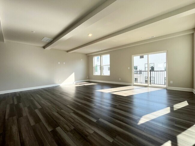 Building Photo - **OFFERING FIRST MONTH'S RENT FREE** New C...