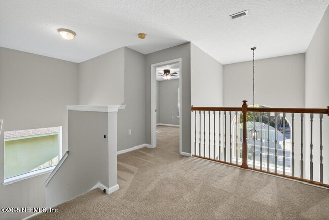 Building Photo - 612 Spruce Creek Rd