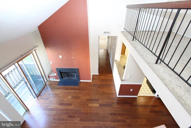Building Photo - 2202 Aspen Dr
