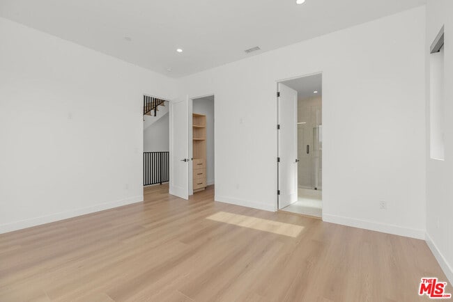 Building Photo - 12706 Pacific Ave