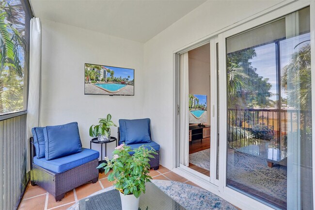 Building Photo - 2350 NE 14th Street Causeway