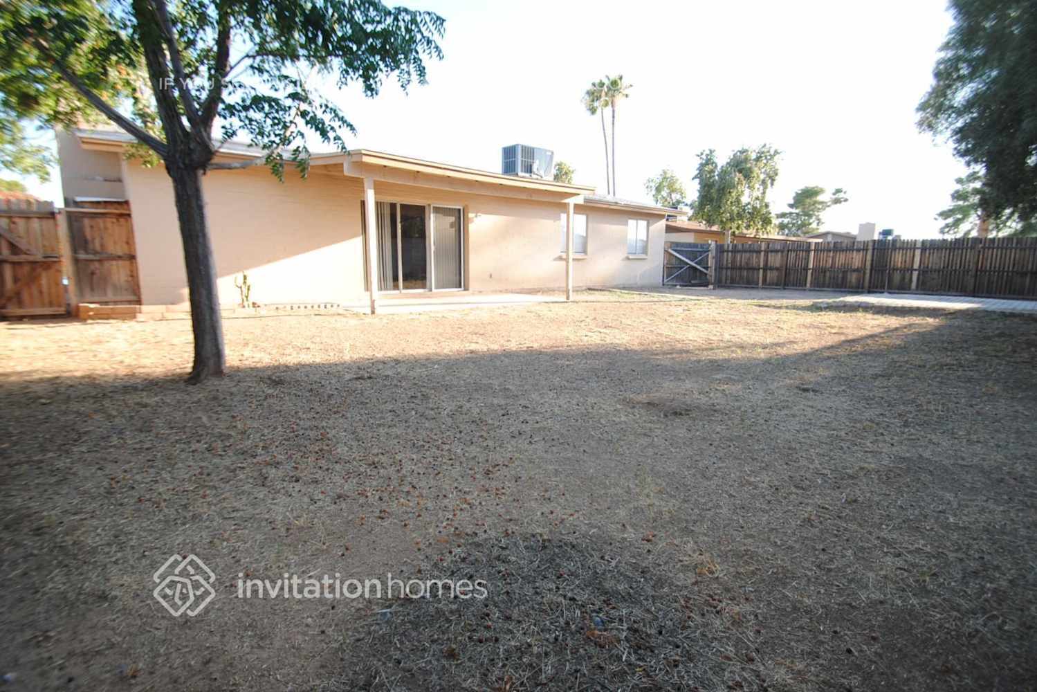 Building Photo - 1030 W Anderson Dr
