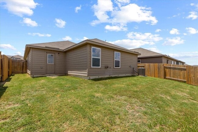 Building Photo - 625 Riverdale Dr