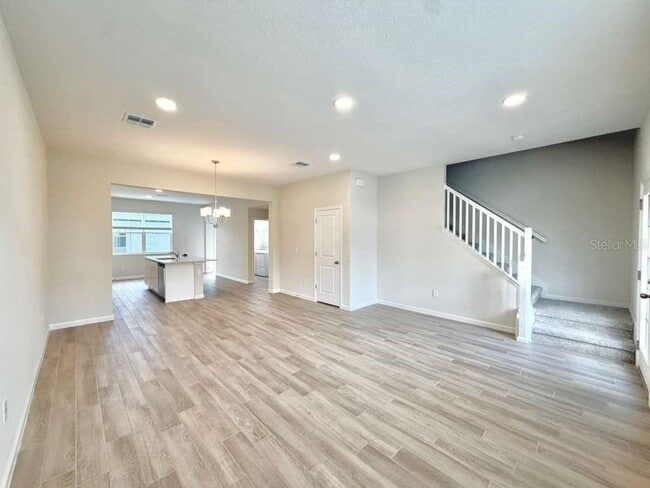 Building Photo - 15517 Bay Brg St