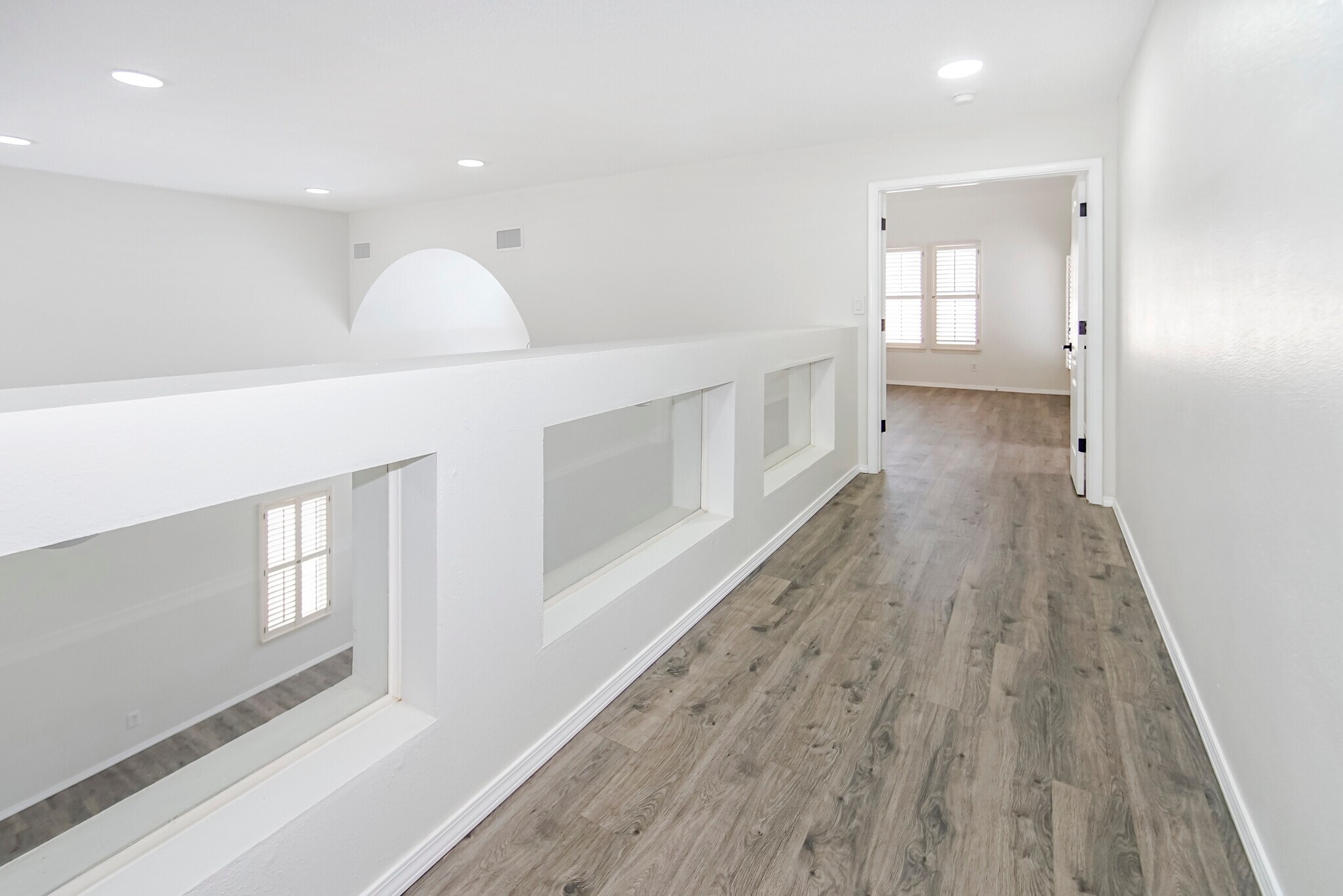 Building Photo - 6529 Jim de Groat Dr