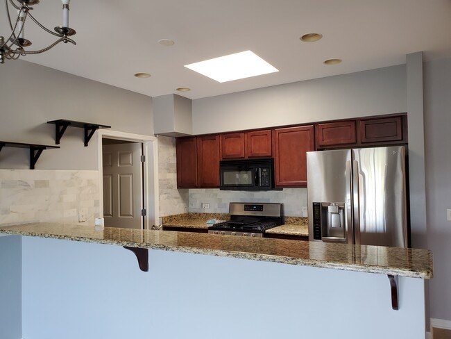 Building Photo - 3501 Wellington Ct