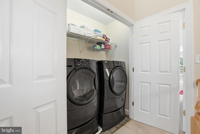 Building Photo - 3826 Elmwood Towne Way