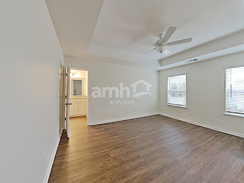 Building Photo - 299 Ivy Brook Dr