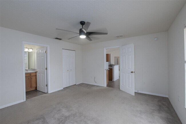 Building Photo - 15235 SW 38 St Rd