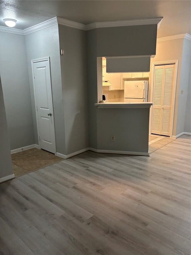 Primary Photo - 2626 Holly Hall St