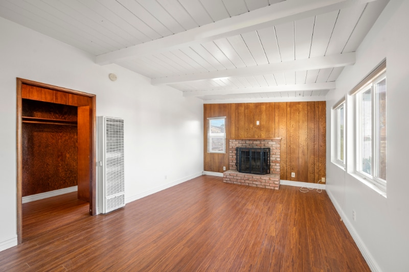 Building Photo - 2348 Cypress Ave