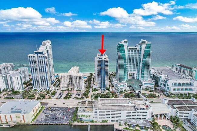 Building Photo - 3535 S Ocean Dr