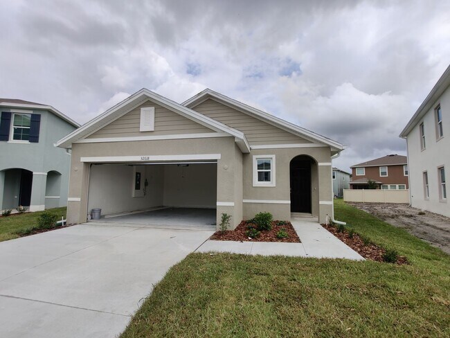 Building Photo - 32618 Canyonlands Dr