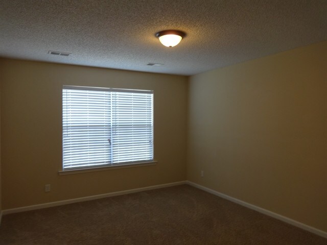 Building Photo - 5 Stemson Way