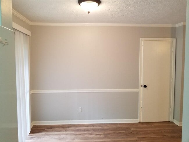 Building Photo - 107 Sterling Ct