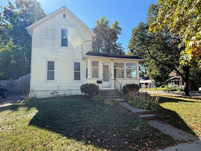 Primary Photo - Spacious Two-Bedroom Home