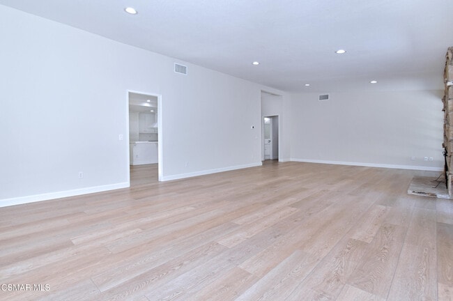 Building Photo - 22817 Pera Rd