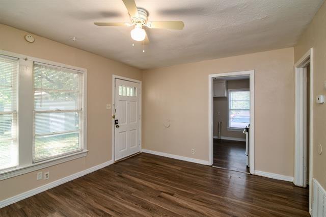 Building Photo - 6161 Brocks Ln