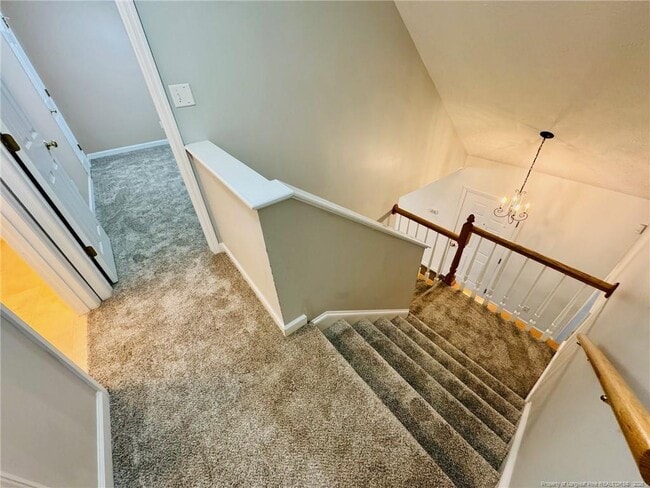 Building Photo - 616 Amberdale W Cir