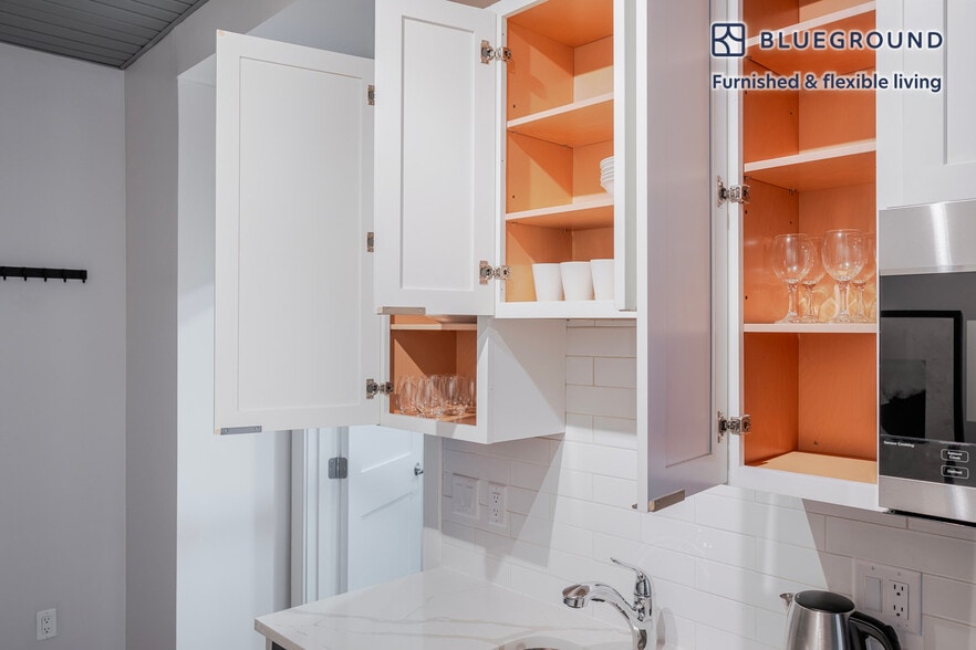 Building Photo - 44 Bromfield St