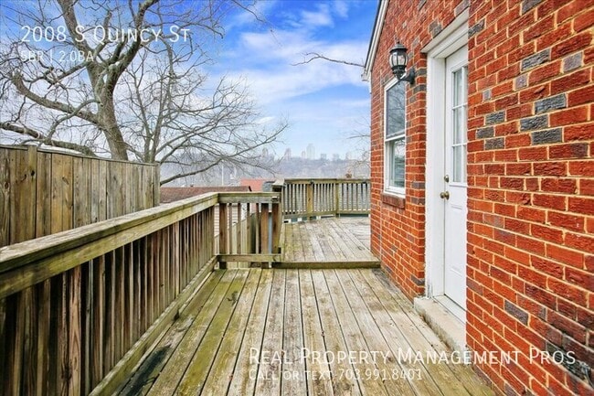 Building Photo - 2008 S Quincy St