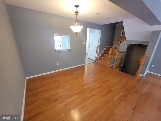 Building Photo - 8702 Castlerock Ct