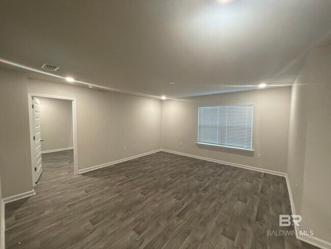 Building Photo - 10279 Ruffian Rte