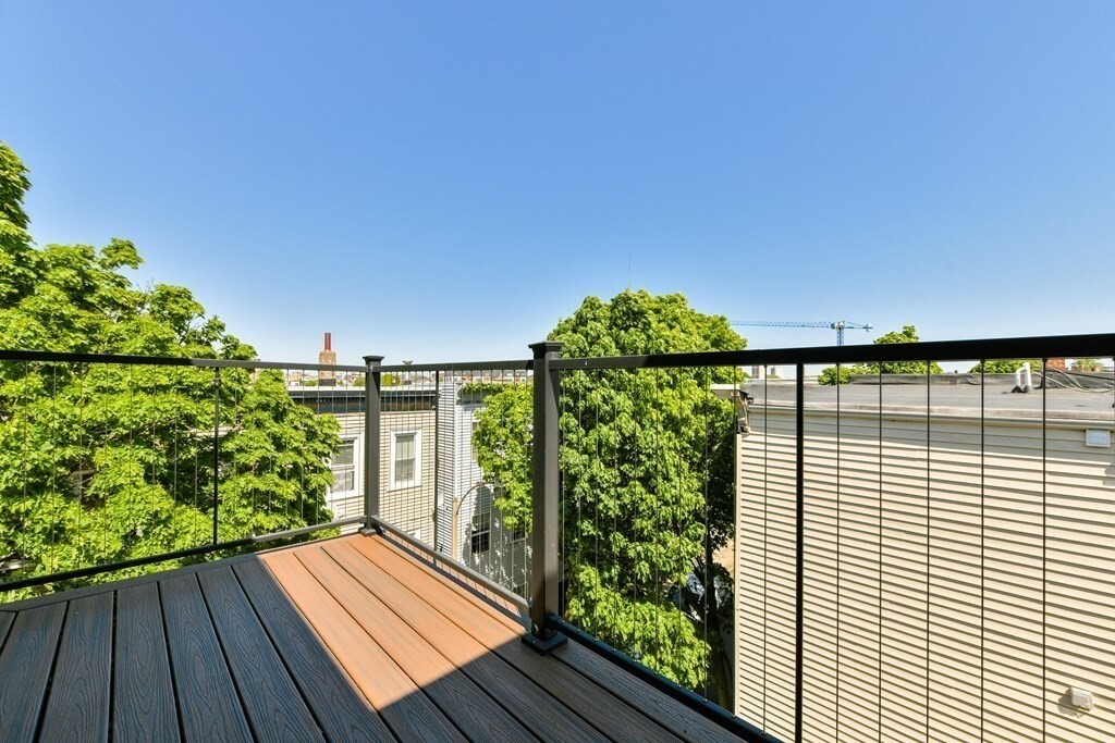 Building Photo - 488 Dorchester Ave