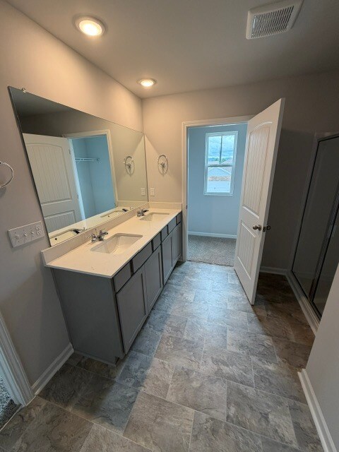 Building Photo - 5441 Conifer Ln