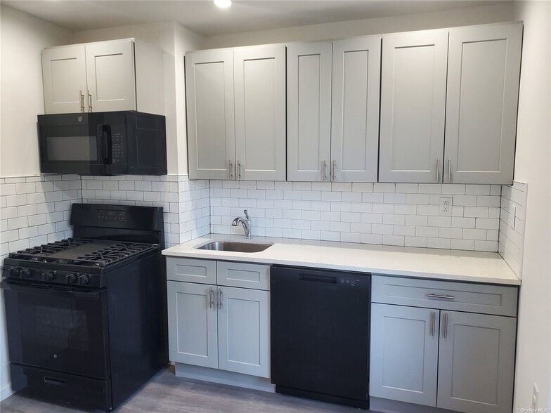 Building Photo - 6270 Fresh Pond Rd