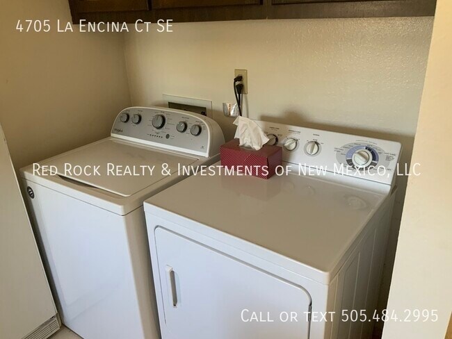 Building Photo - 4705 La Encina Ct SE
