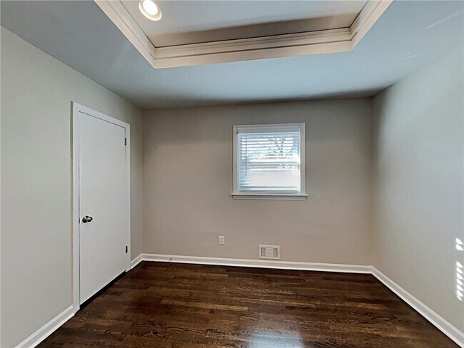 Building Photo - 3148 Thrasher Cir