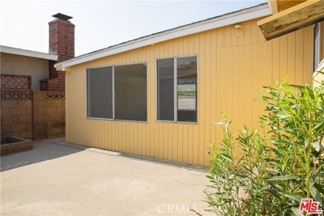 Building Photo - 11007 Backford St