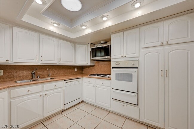 Building Photo - 3518 Blackstone St