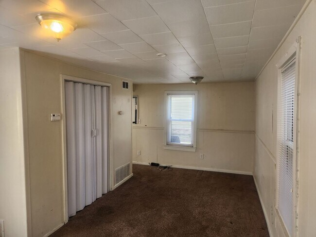 Building Photo - 1726 Ridge Ave