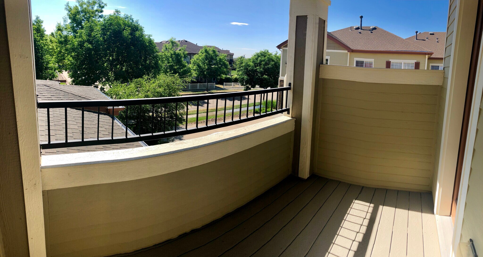 Covered porch - 5039 Brookfield Dr