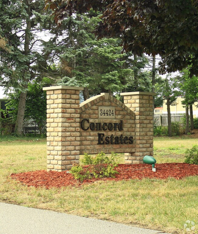 Elevate Concord MAC 34424 Euclid Ave Willoughby OH 44094 Apartment