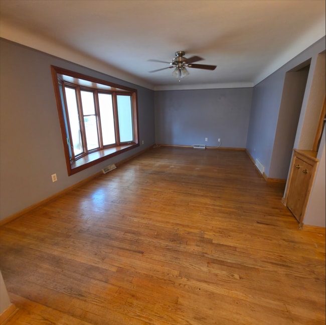 Building Photo - Parma 3-Bedroom Single-Family - Available ...