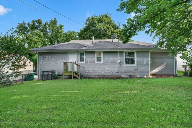 Building Photo - 1427 Attica Dr