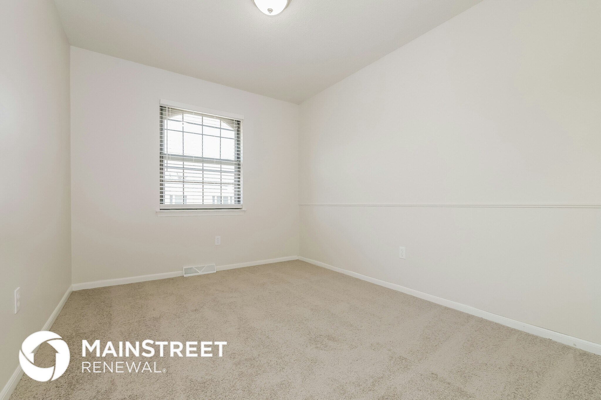 Building Photo - 1417 N Blue Mills Rd