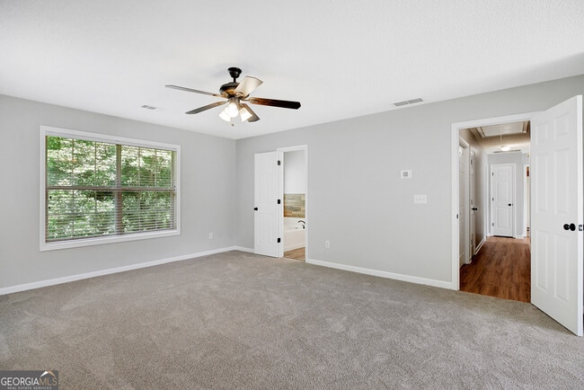 Building Photo - 75 Rock Mill Ct