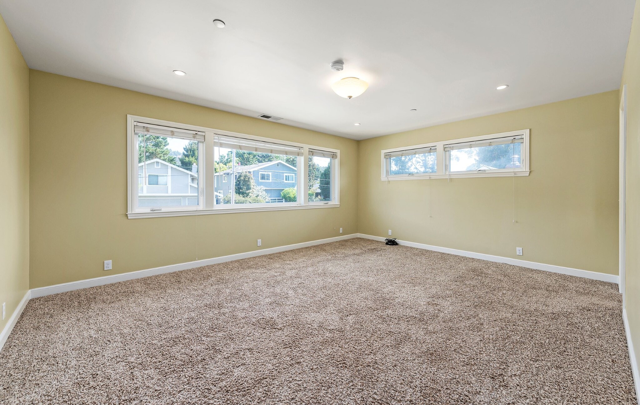 Master Bedroom / Bedroom 2 - 430 3rd Ave