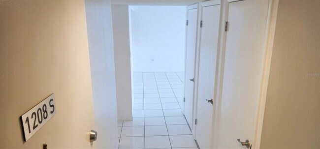 Building Photo - 450 S Gulfview Blvd