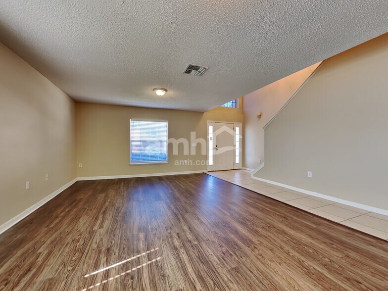 Building Photo - 8051 Foxdale Dr