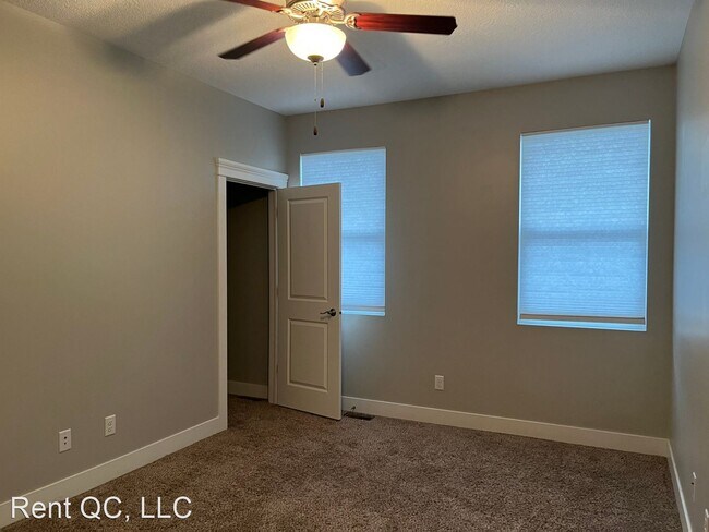 Building Photo - 2 br, 2.5 bath House - 702 Cox Court