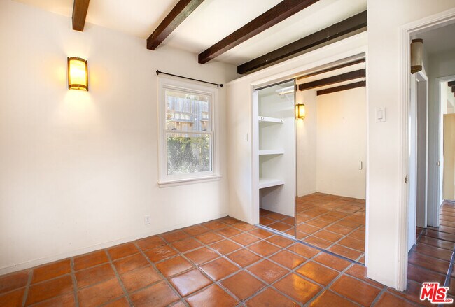 Building Photo - 2454 7th St