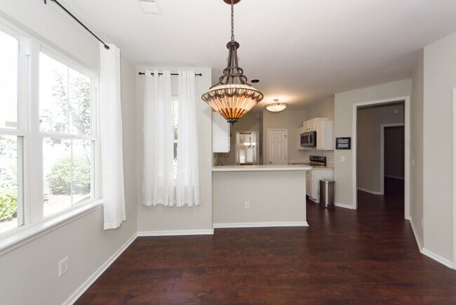 Building Photo - 3 Bedroom 3 Bath Single Family Home in Bridges of Summerville - Summerville