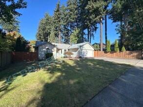 Building Photo - Charming 3-Bedroom Haven with 2 Baths in Gresham – Your Perfect 1364 Sq Ft Retreat!