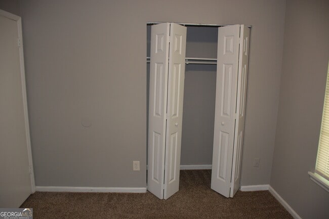 Building Photo - 4952 Isle Royal Ct
