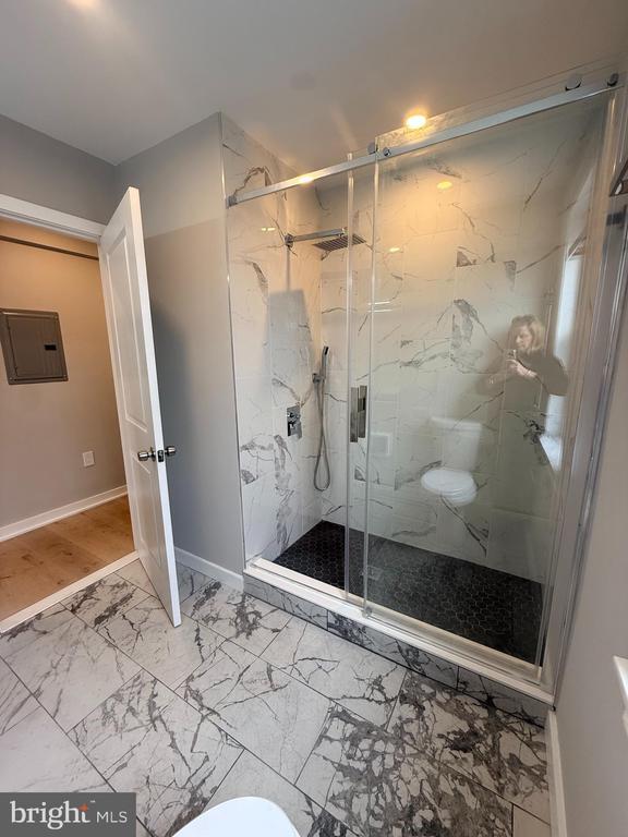 Building Photo - 258 Haverford Ave